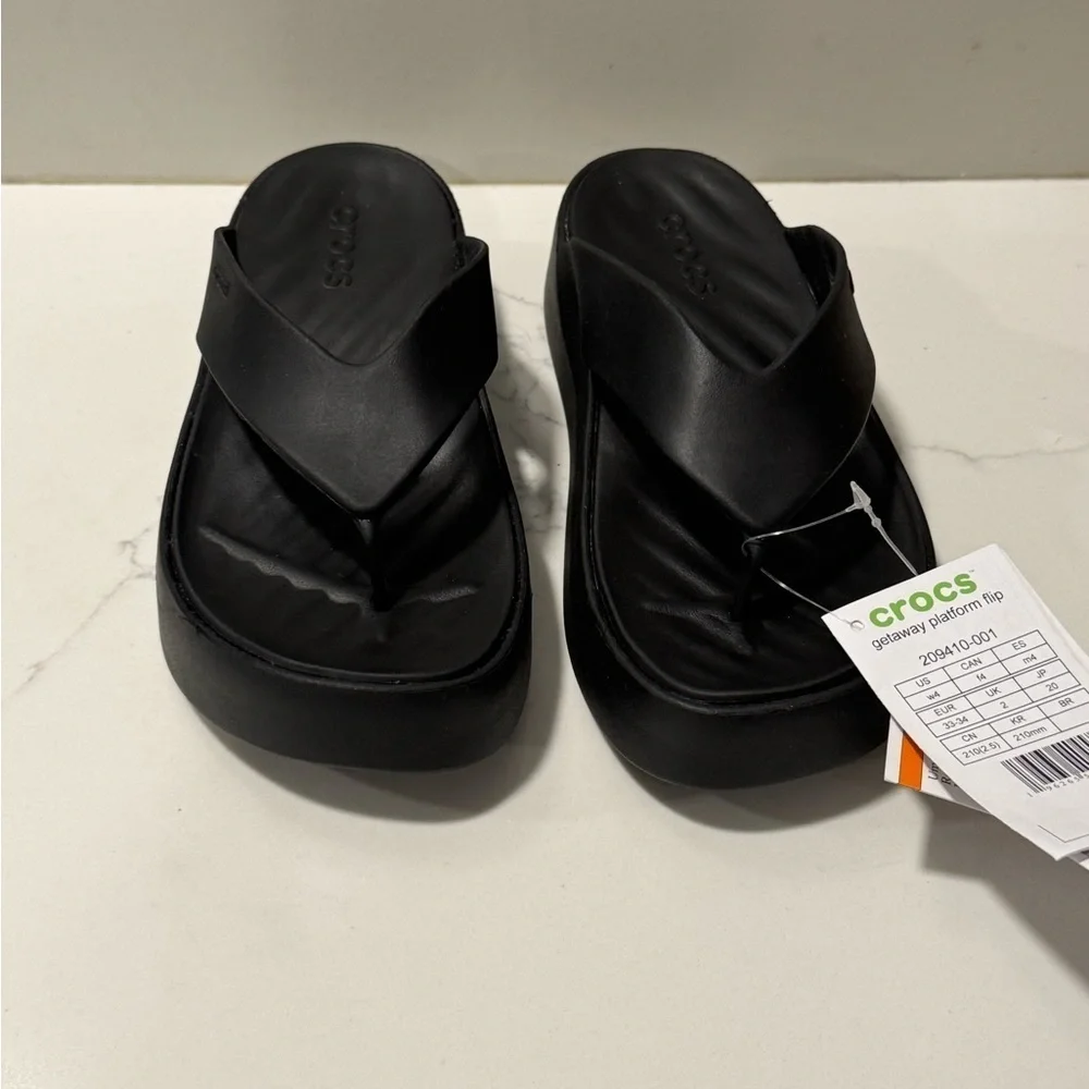 CROCS Getaway Platform Sandals Comfort-Focused Design